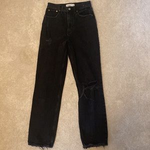 Abercrombie & Fitch 90s Straight Ultra High Rise Black Denim Jeans